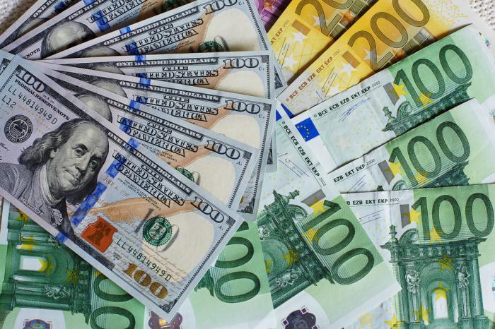 L'euro s'effondre face au dollar, touchant son plus bas niveau depuis 20  ans - Magazine d'actualité économique en Afrique